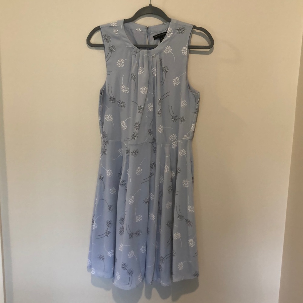EUC Banana Republic dress. Size 8. Light blue